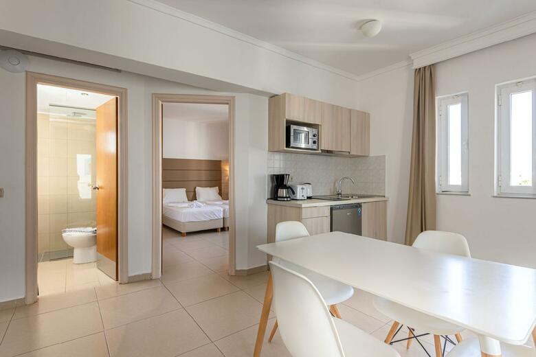 Aegean Blu Hotel & Apartments