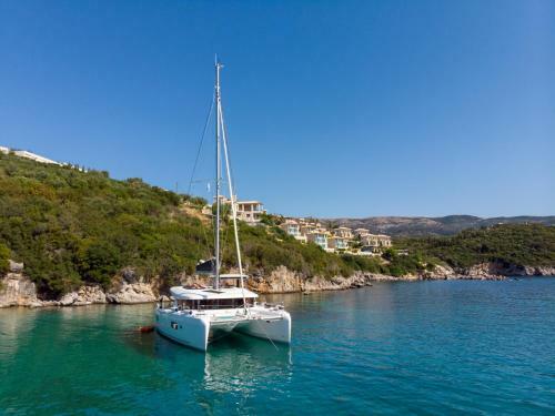 Dream Of Life - Catamaran