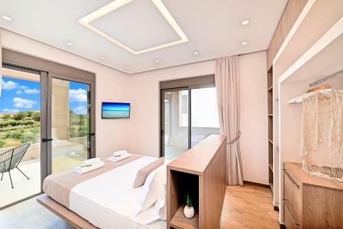 Minoas Villas Heated Pool