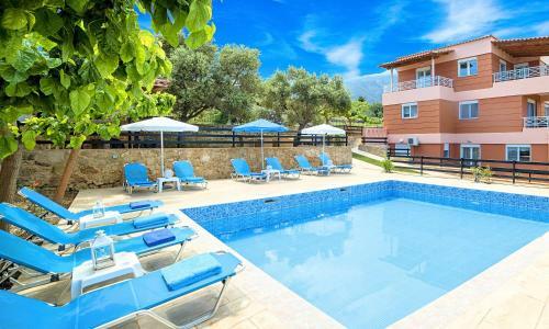 Aqua Mare Villa With Heated Pool