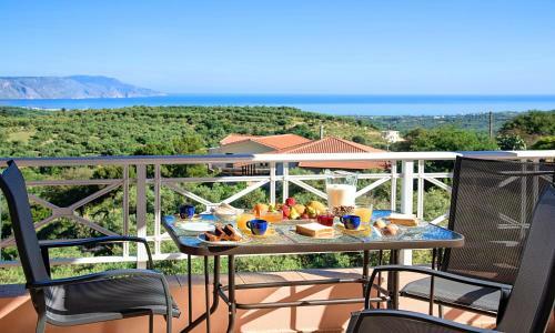 Aqua Mare Villa With Heated Pool