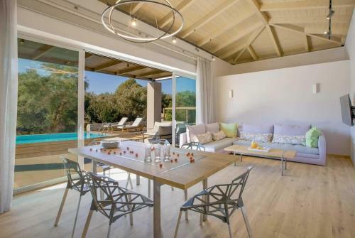 Villa Aggelos
