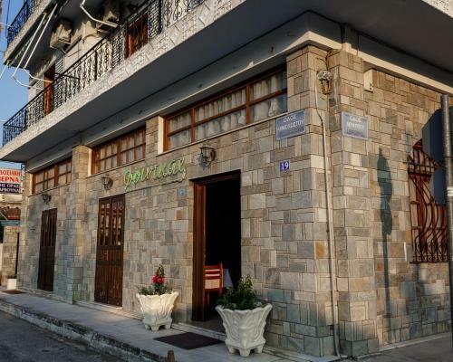 Hotel Finikas