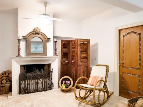Vintage Holiday Home In Likorema With Terrace