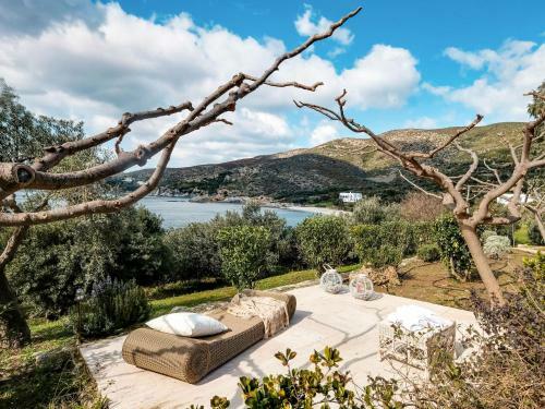 Vintage Holiday Home In Likorema With Terrace