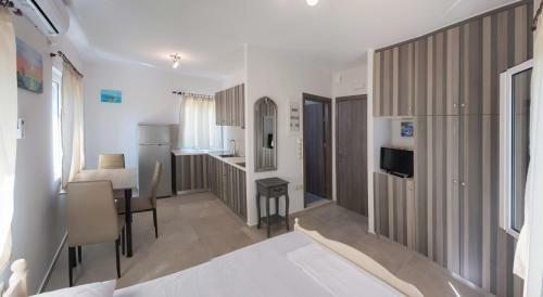 Boursinos Cozy Apartments