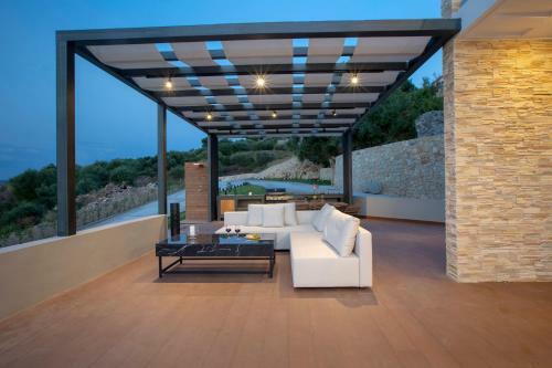 Villa Ioniangems