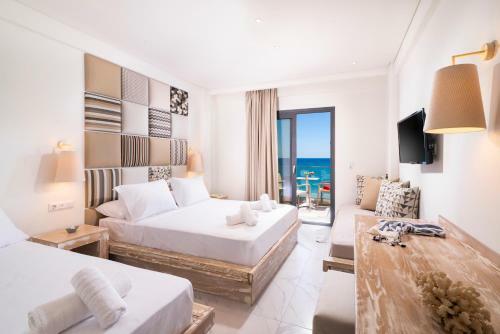 Hotel Acron Suites