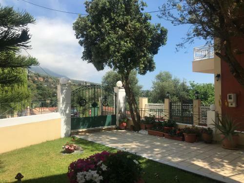 Hotel Naftilos Studios