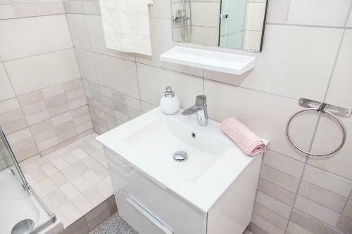 Apartamento Bright And Relax Studios In Porto Rafti!