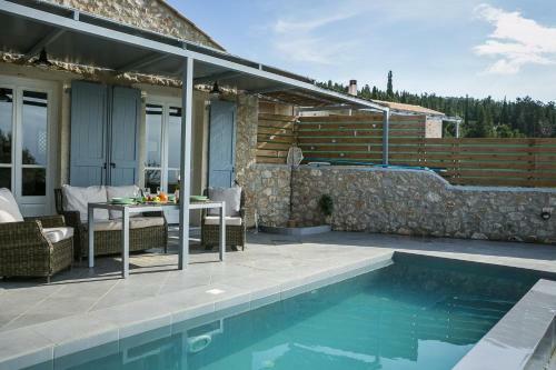 Manganos Villa Sleeps 2 Pool Air Con Wifi