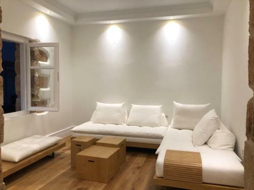 Kostis Parthenis Residence