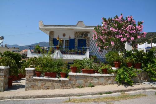 Traditional Summer House In Marmari