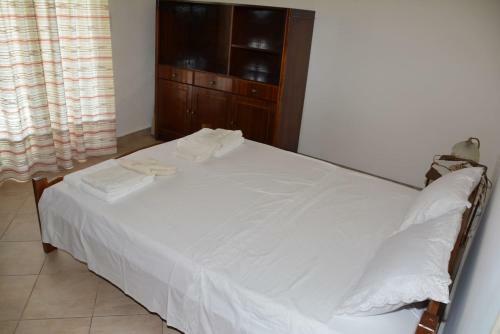 Traditional Summer House In Marmari