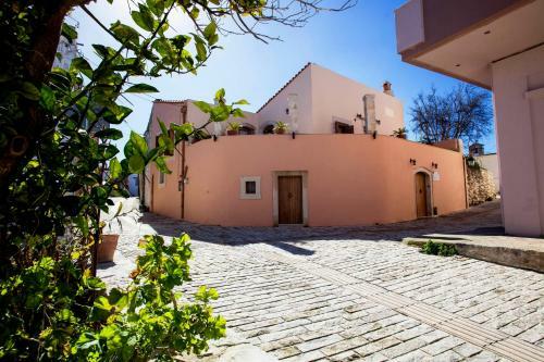 Villa Ariadne Traditional Home