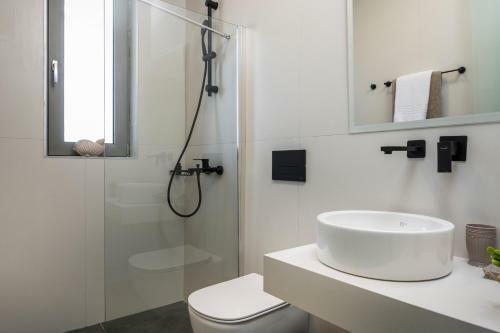 Aegean Breeze Apartments
