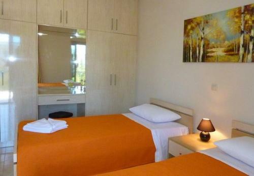 Matsoukata Villa Sleeps 6 With Pool And Air Con