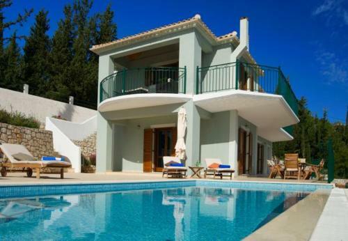 Matsoukata Villa Sleeps 6 With Pool And Air Con