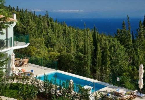 Matsoukata Villa Sleeps 6 With Pool And Air Con