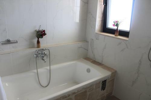 Villa Anasa - Private Swimming Pool