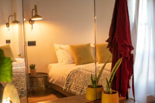 Hostal Philos Guesthouse
