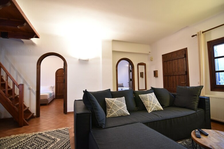 Cycladic Apartment