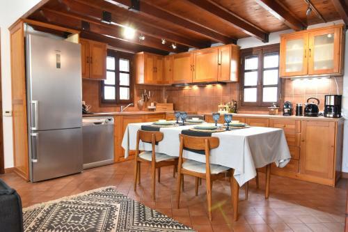 Cycladic Apartment
