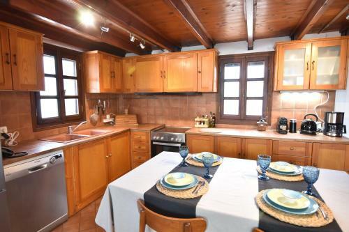 Cycladic Apartment