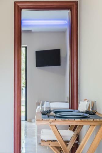 Hostal Citro By The Sea
