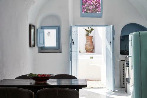 2 Bedroom Charming Villa With Outdoors Jacuzzi