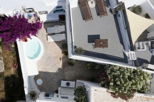 2 Bedroom Charming Villa With Outdoors Jacuzzi