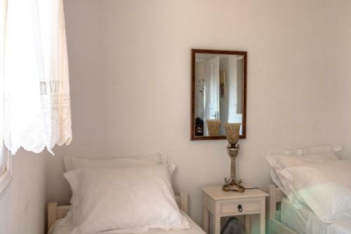 Gorgeous Cycladic Ortus Navy Villa With Pool 3bed & 2bath Sleeps 5!