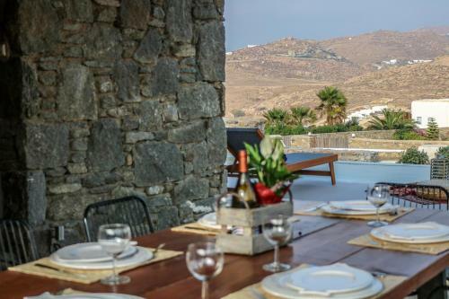 Gorgeous Cycladic Ortus Navy Villa With Pool 3bed & 2bath Sleeps 5!