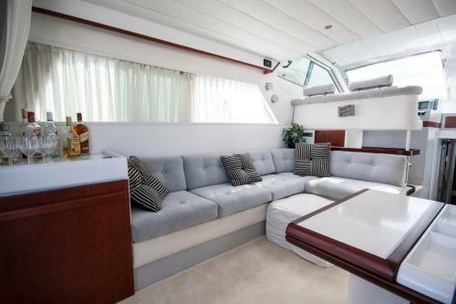 Vanilia Yacht Mikonos