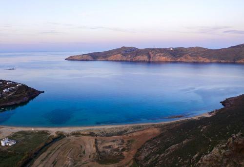Hotel Panormos Bay Suites