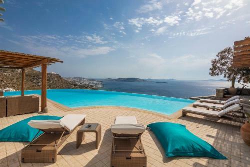 Black Diamond Luxurious Villa Mykonian Blue