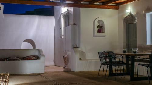 Villa Ortus White Cycladic Lux With Private Pool 3bed & 3bath!