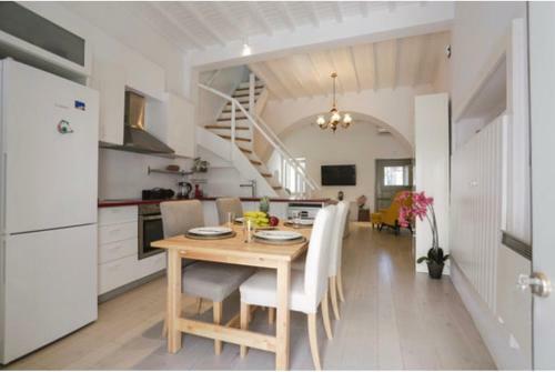 Sensation Three Level Villa In Mykonos Town