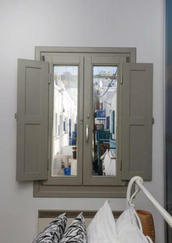 Sensation Three Level Villa In Mykonos Town