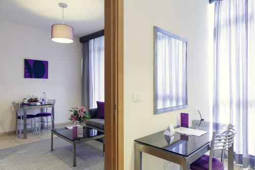 Aparthotel The Living By Beirut Homes