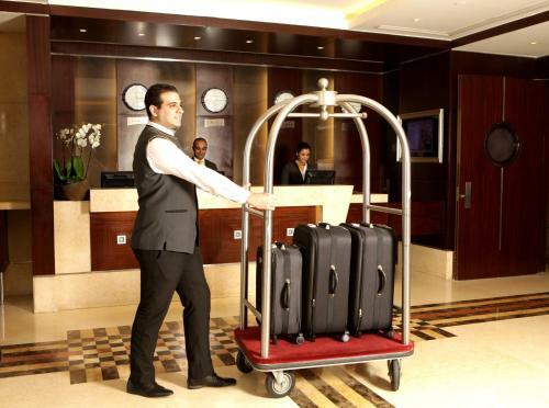 Hotel Raouche Arjaan By Rotana