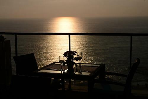 Hotel Raouche Arjaan By Rotana