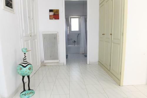 Cycladic House At The Suburbs Of Naousa