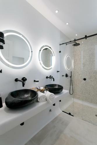 Manda Luxury Apartments