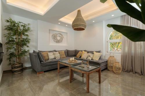 Archetypo Villas And Suites