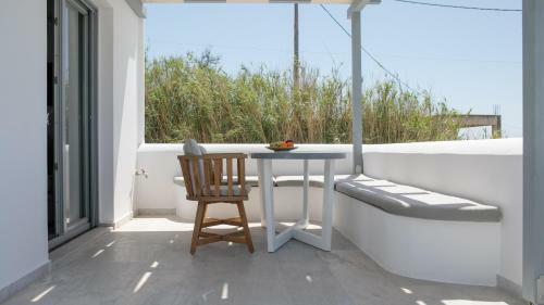 Naxos Infinity Villa And Suites