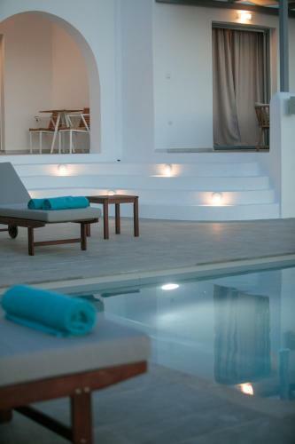 Naxos Infinity Villa And Suites
