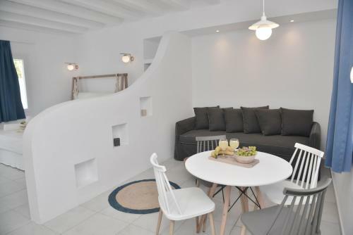 Blue Paradise Apartments