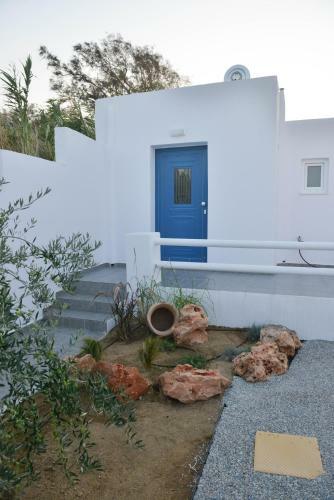 Blue Paradise Apartments