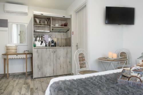 Hotel Meltemi Luxury Apartments